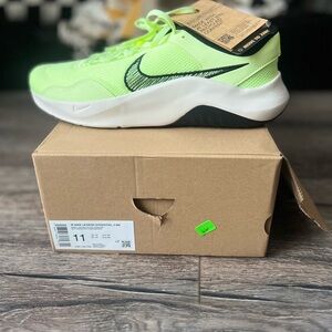 Nike Mens Legend Essential 3 Next Nature NIB